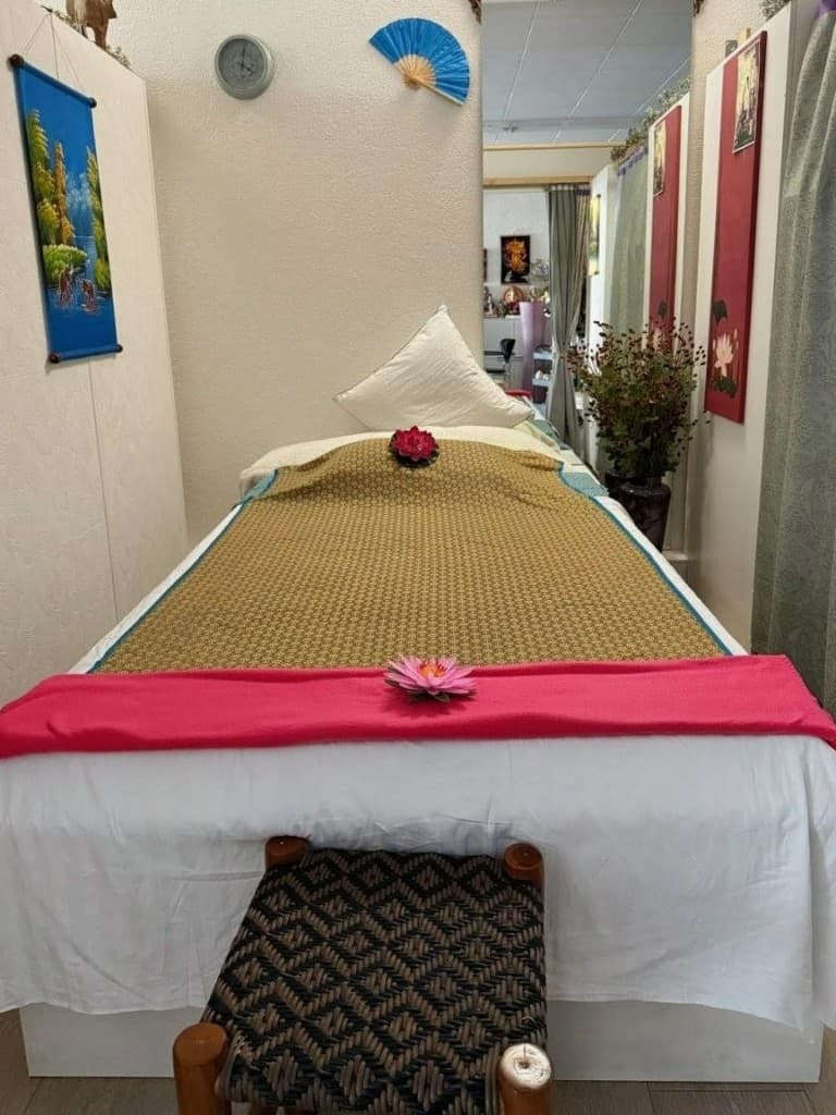 Behandlungsraum für traditionelle Thai Massage in Schöftland